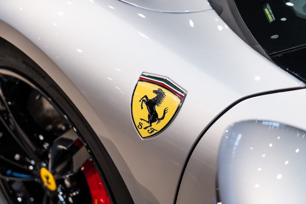 2023 FERRARI 296 - Image 18