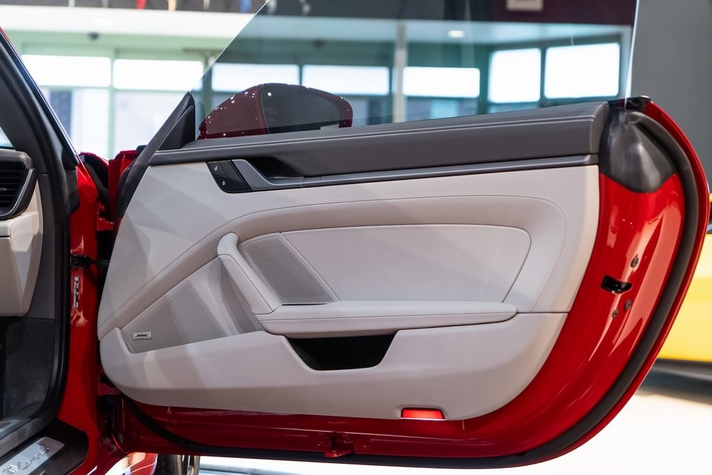 2024 PORSCHE 911 - Image 44