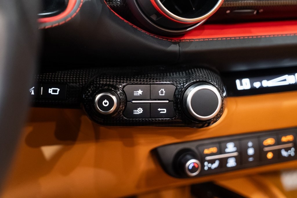 2021 FERRARI 812 - Image 32