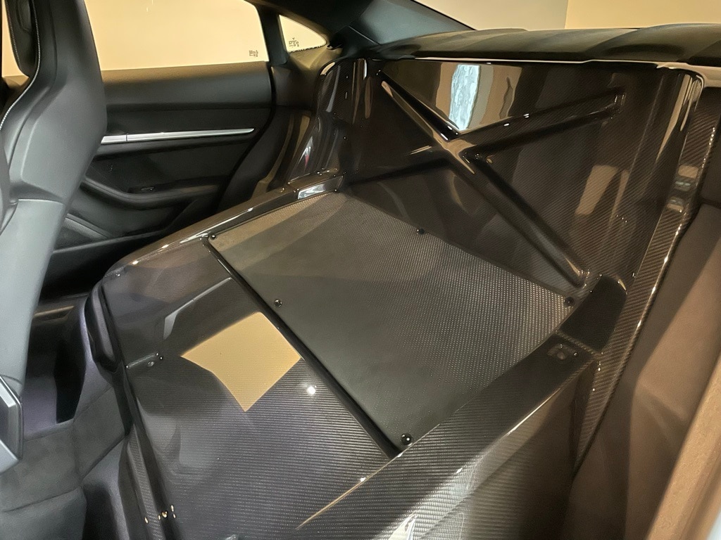 2025 PORSCHE TAYCAN - Image 36