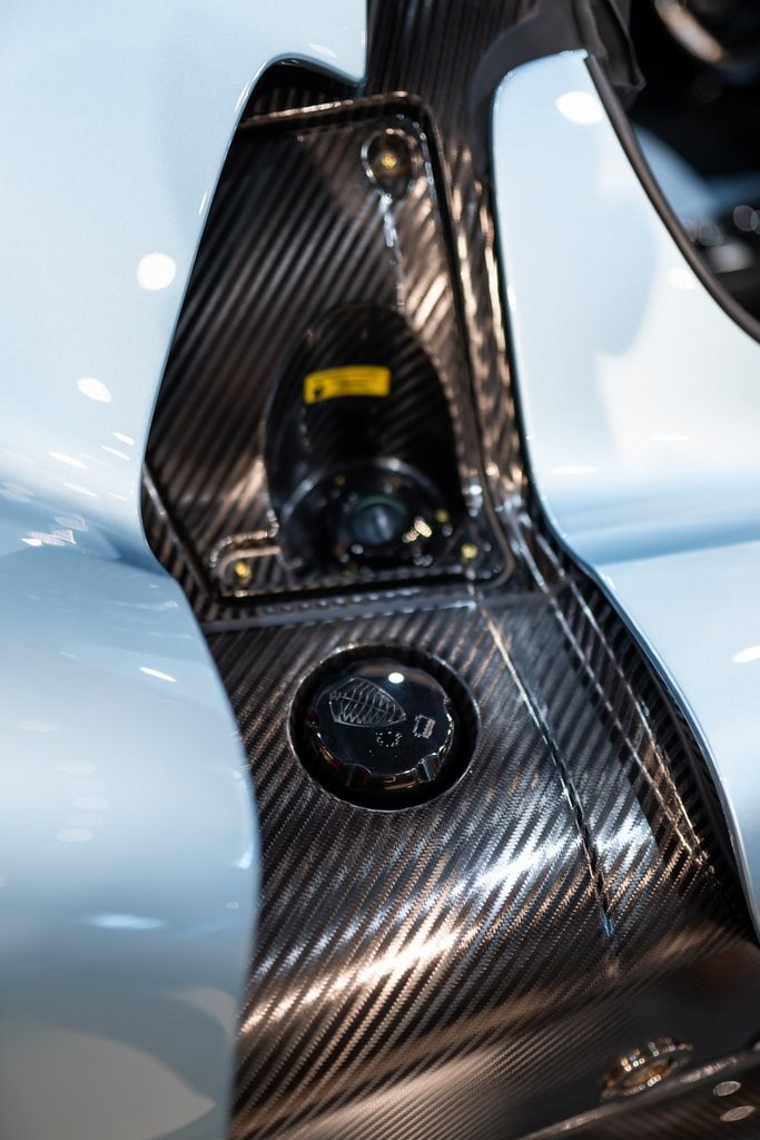 2021 KOENIGSEGG REGERA - Image 40