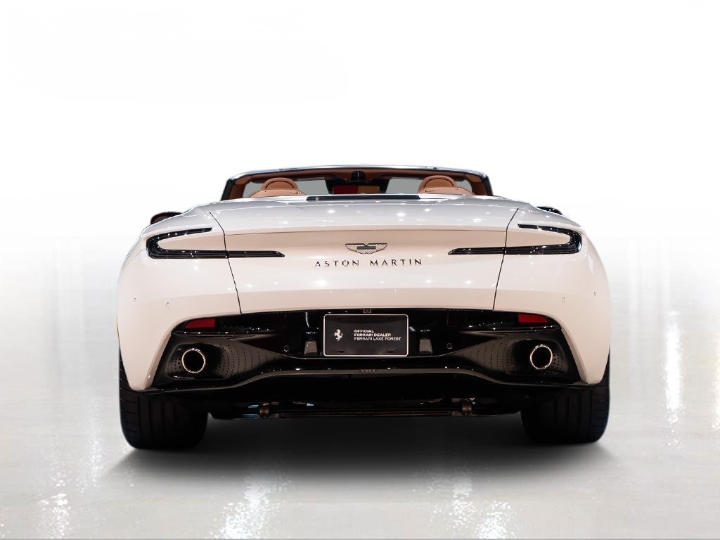 2024 ASTON MARTIN DB12 - Image 11