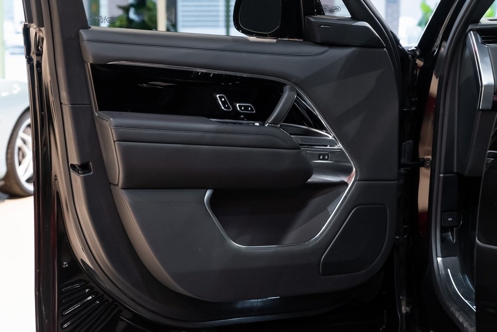 2024 LAND ROVER RANGE ROVER - Image 19