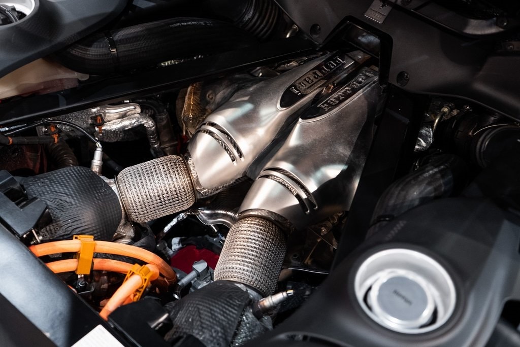 2022 FERRARI 296 - Image 19