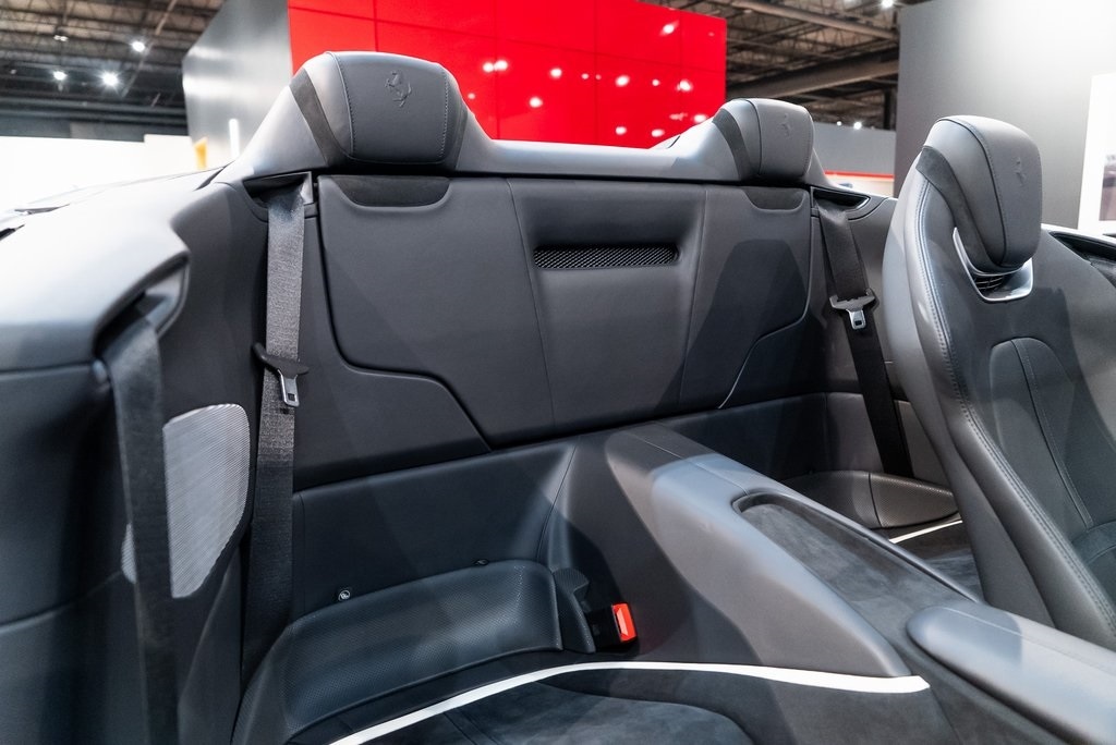 2024 FERRARI ROMA - Image 37