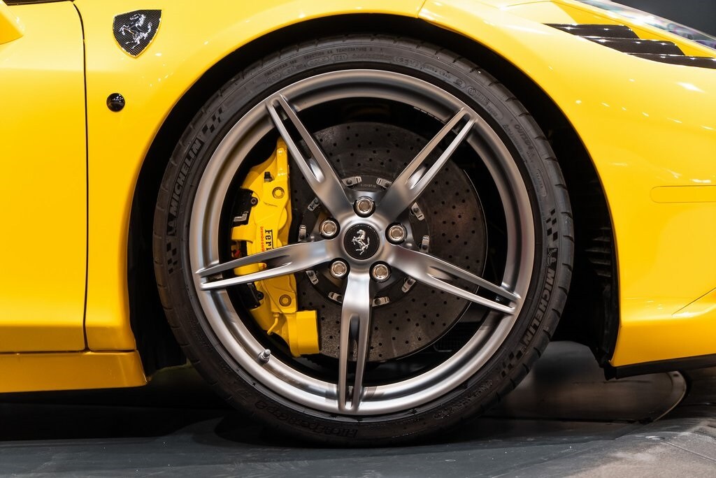 2015 FERRARI 458 - Image 16