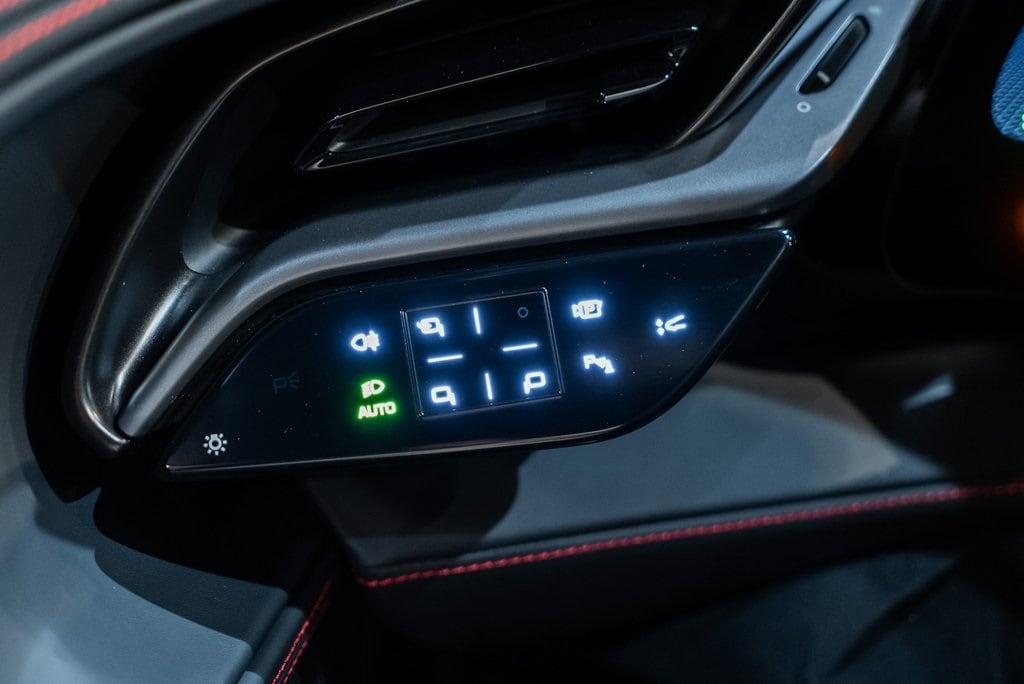 2023 FERRARI SF90 - Image 30