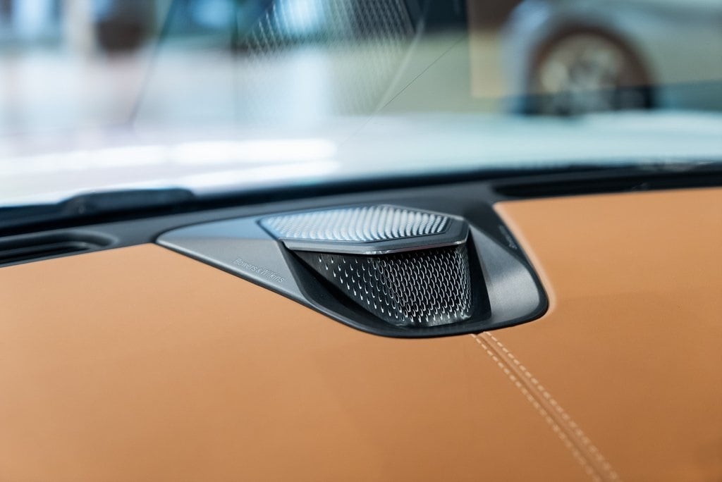 2024 ASTON MARTIN DB12 - Image 30