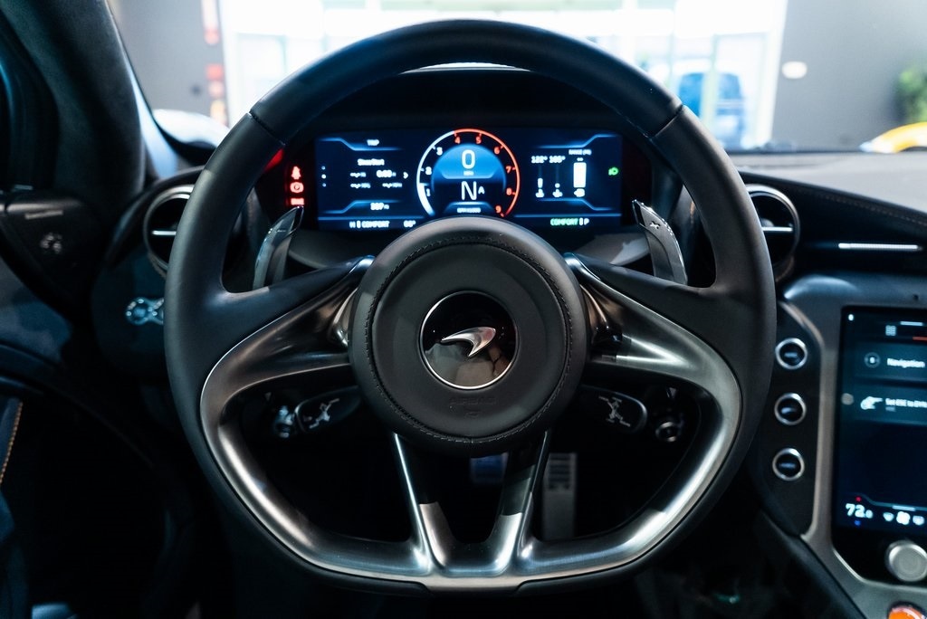 2026 MCLAREN 750S - Image 5