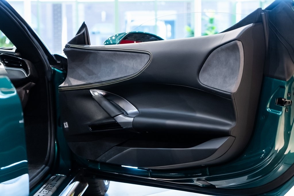 2024 FERRARI SF90 - Image 39