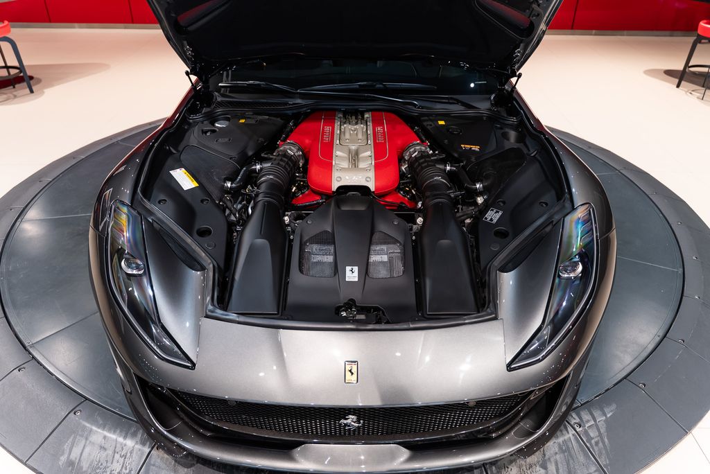 2023 Ferrari 812 GTS Base - Photo 18