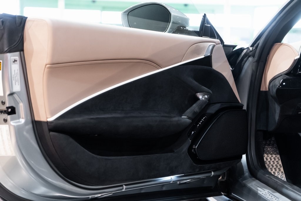 2021 FERRARI ROMA - Image 23