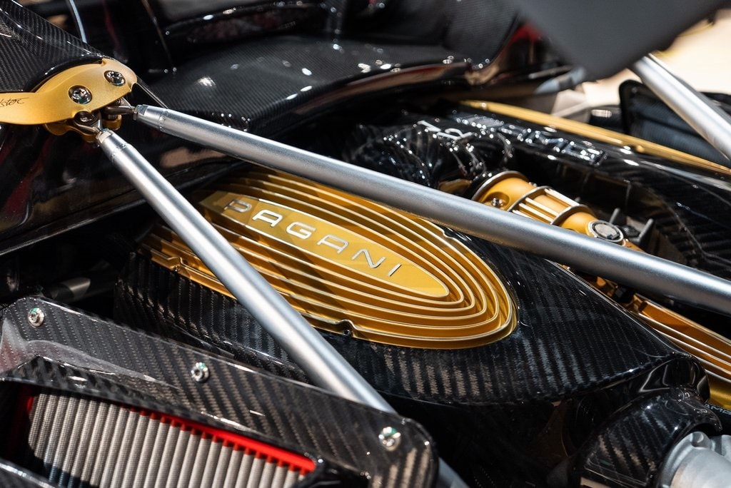 2017 PAGANI HUAYRA - Image 47