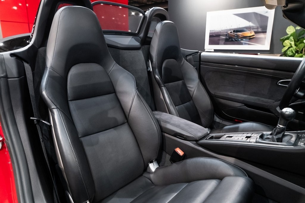 2018 PORSCHE 718 BOXSTER - Image 45