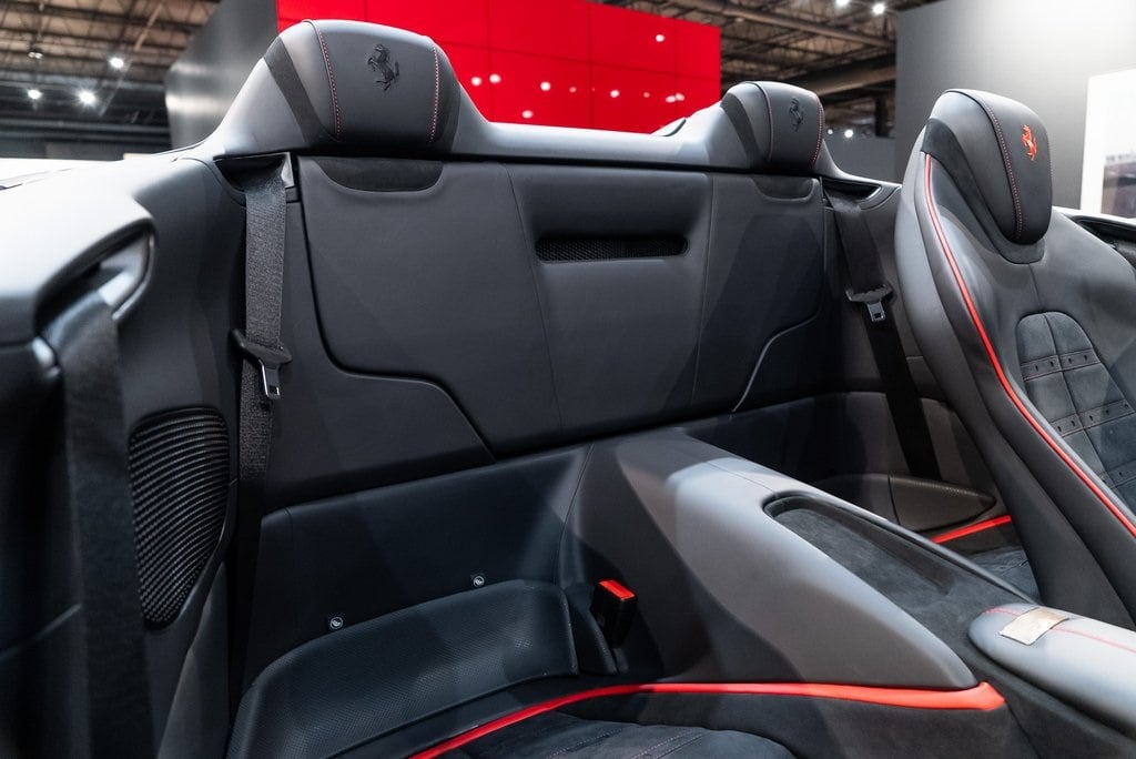 2025 FERRARI ROMA - Image 34