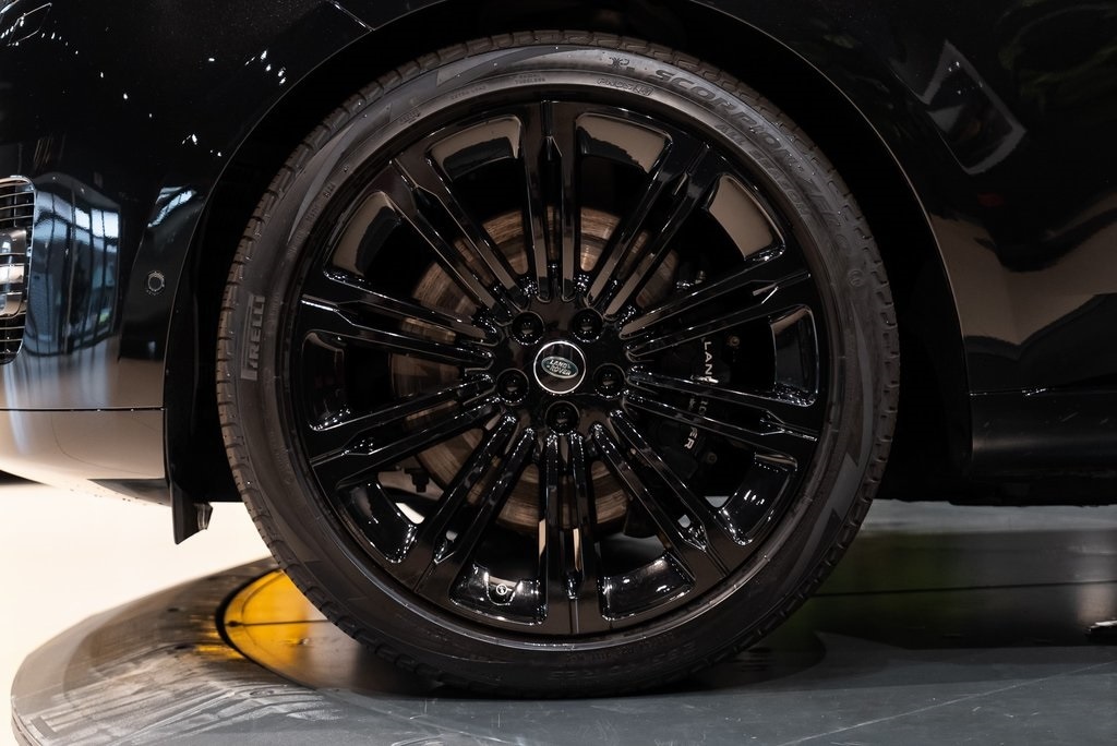 2024 LAND ROVER RANGE ROVER - Image 12