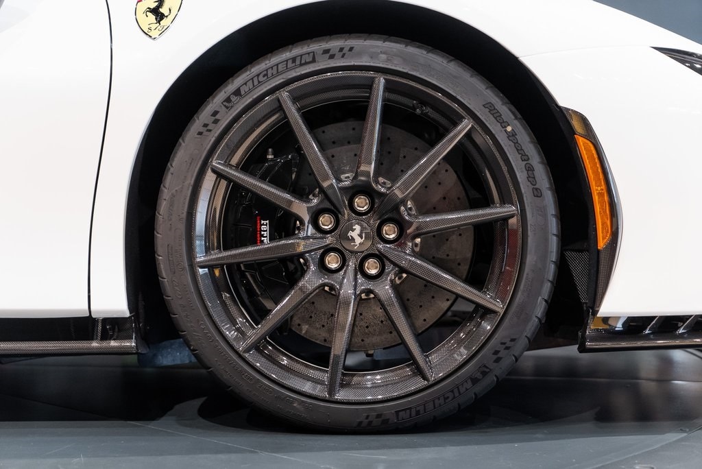 2025 FERRARI SF90 - Image 16