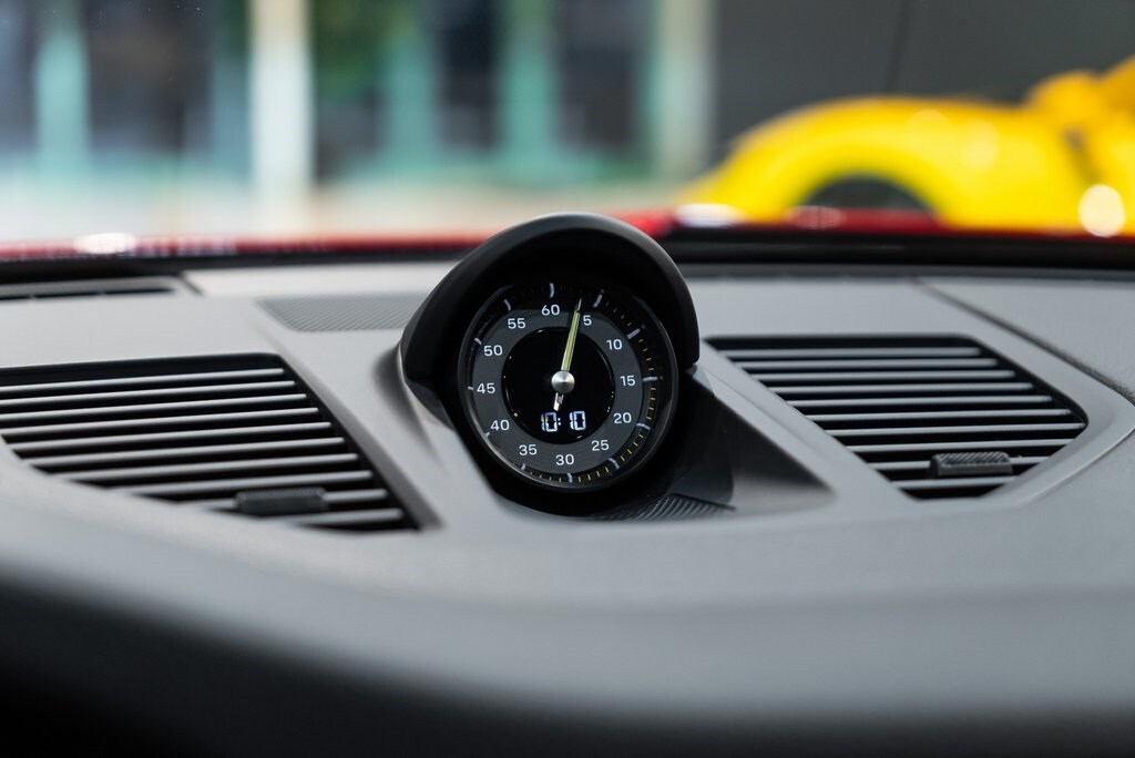 2023 PORSCHE 911 - Image 25