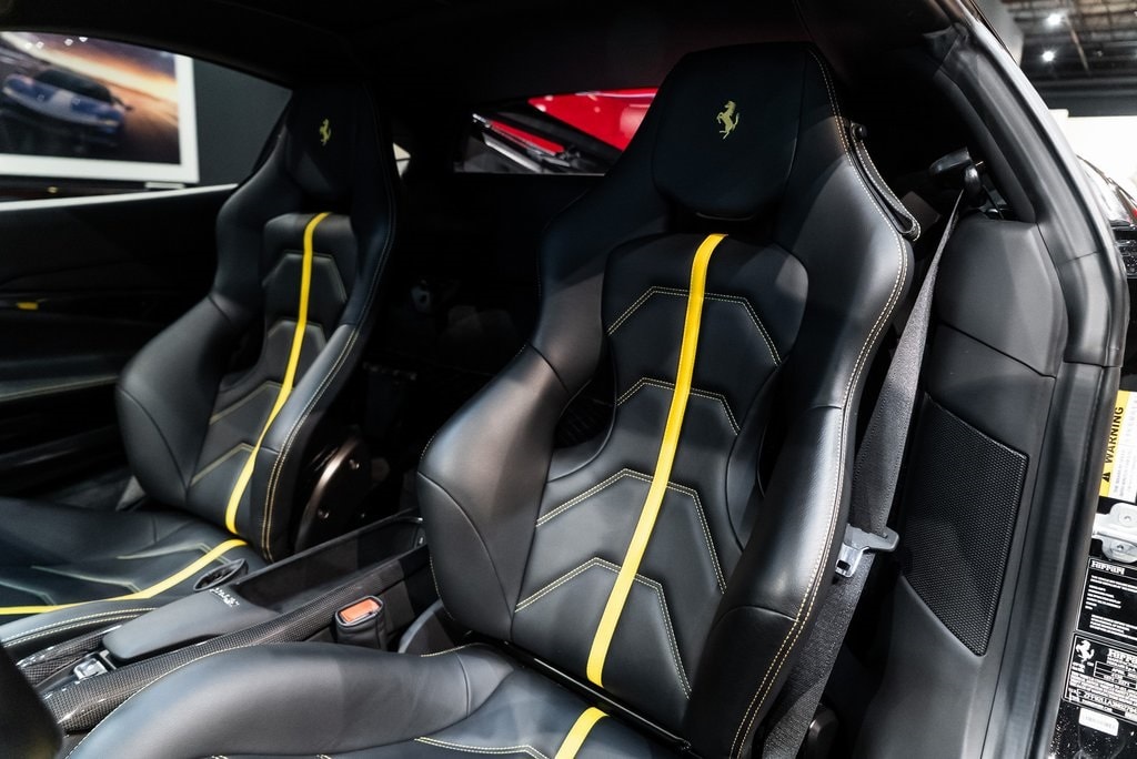 2022 FERRARI F8 - Image 4