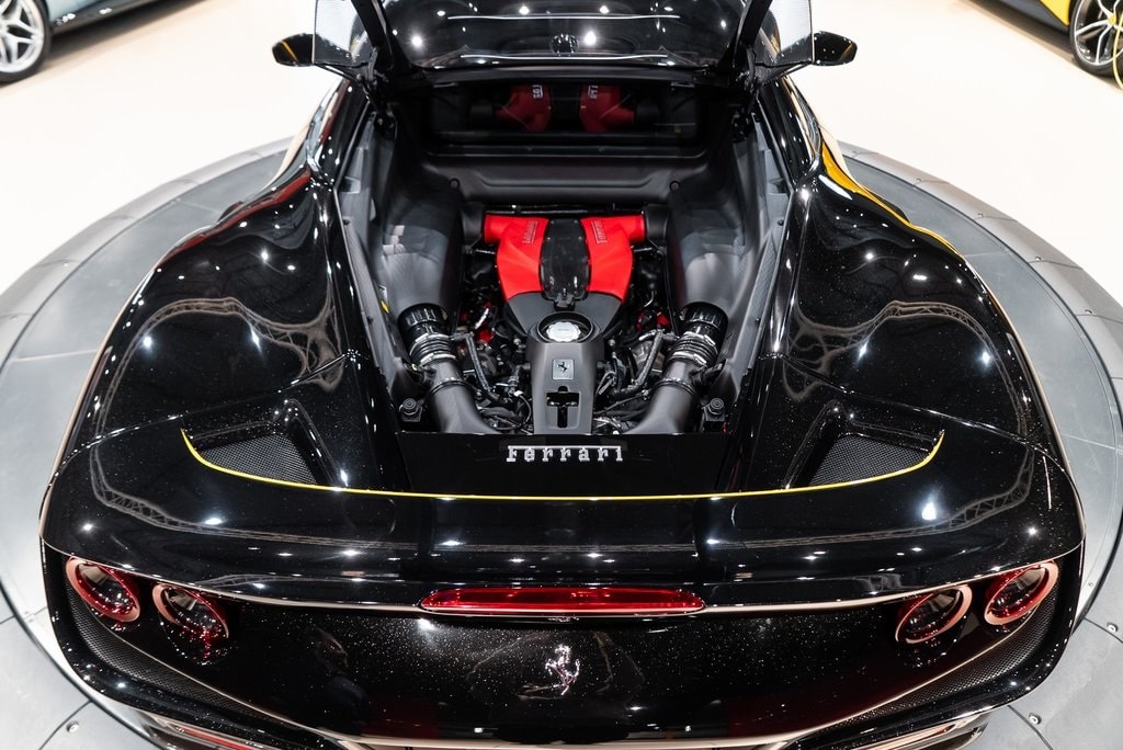 2022 FERRARI F8 - Image 20