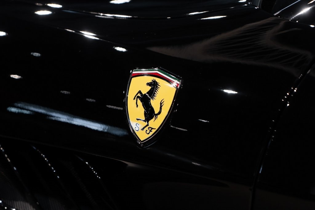 2020 FERRARI GTC4LUSSO - Image 12