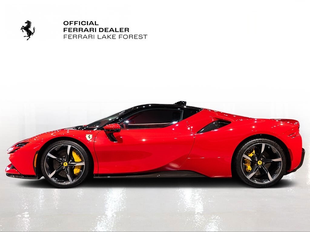 2023 Ferrari SF90 Stradale Base photo 3