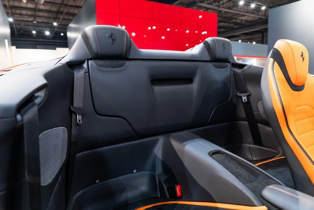 2025 FERRARI ROMA - Image 36