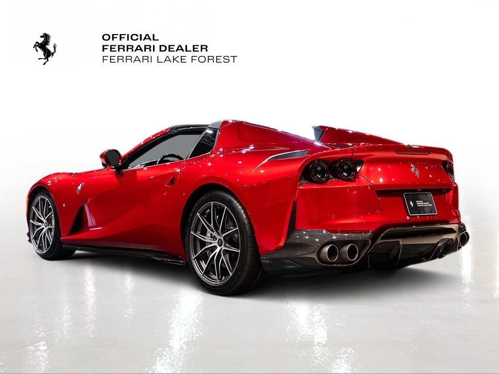 2021 Ferrari 812 GTS Base photo 2