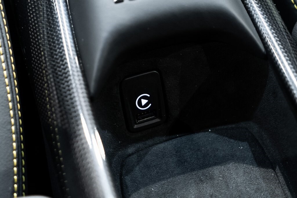 2022 FERRARI F8 - Image 39