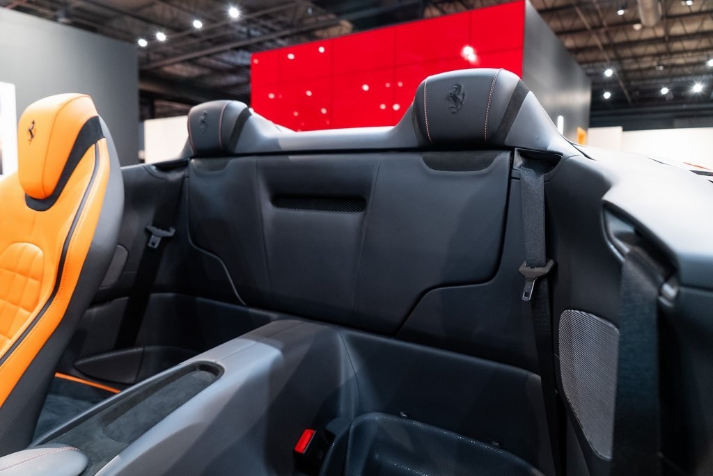2025 FERRARI ROMA - Image 34