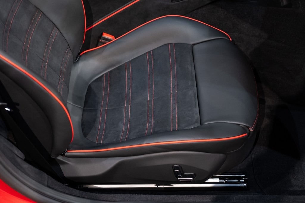 2025 FERRARI ROMA - Image 36