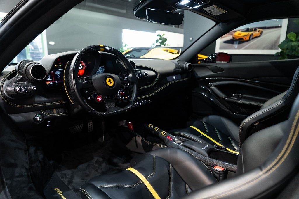 2022 FERRARI F8 - Image 27