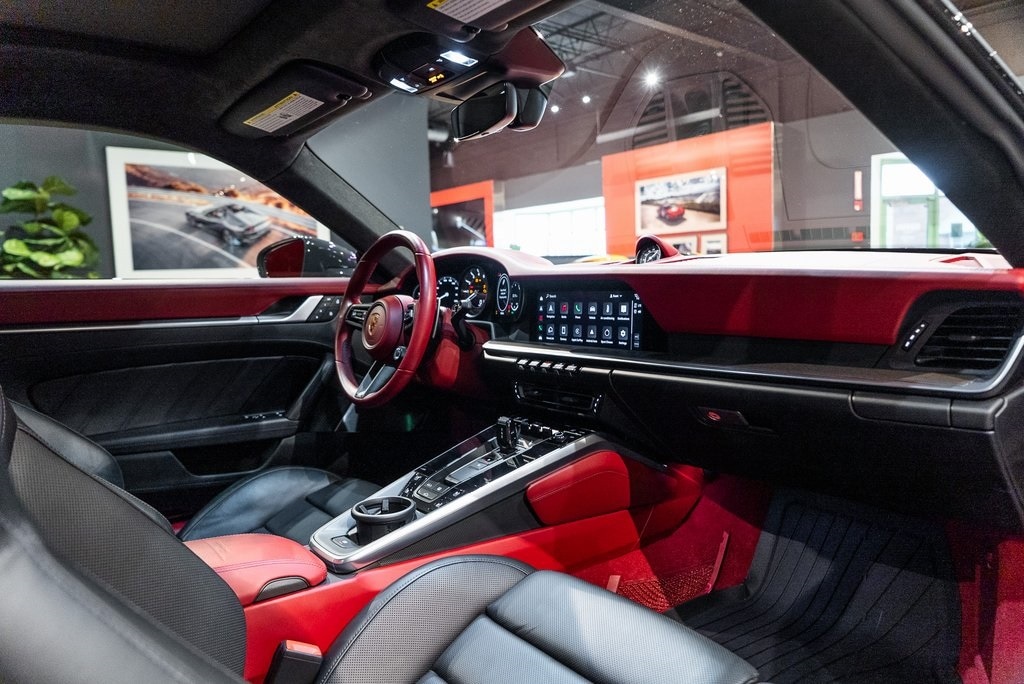 2022 PORSCHE 911 - Image 39