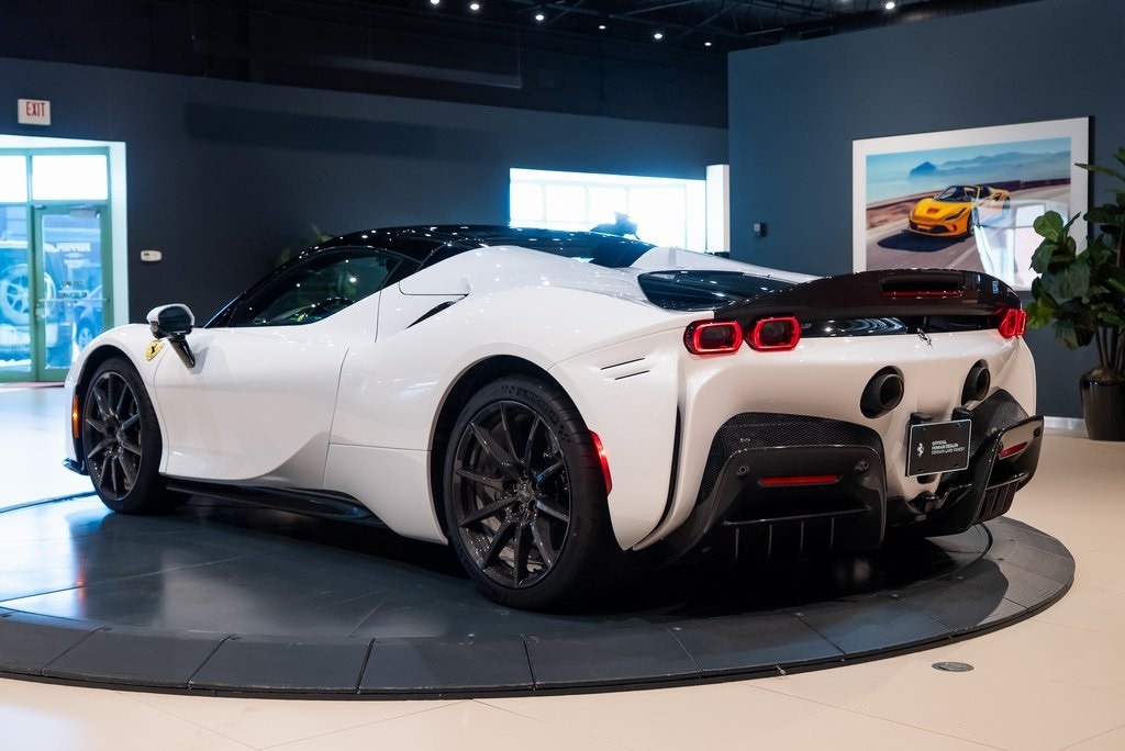 2025 FERRARI SF90 - Image 42