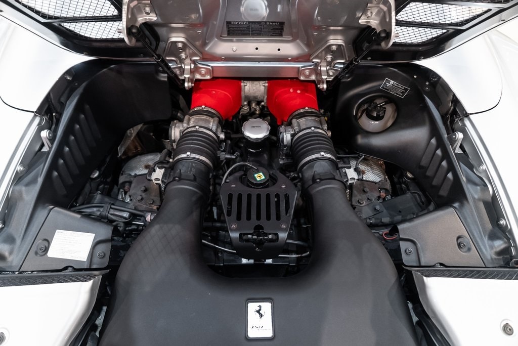 2014 FERRARI 458 - Image 18