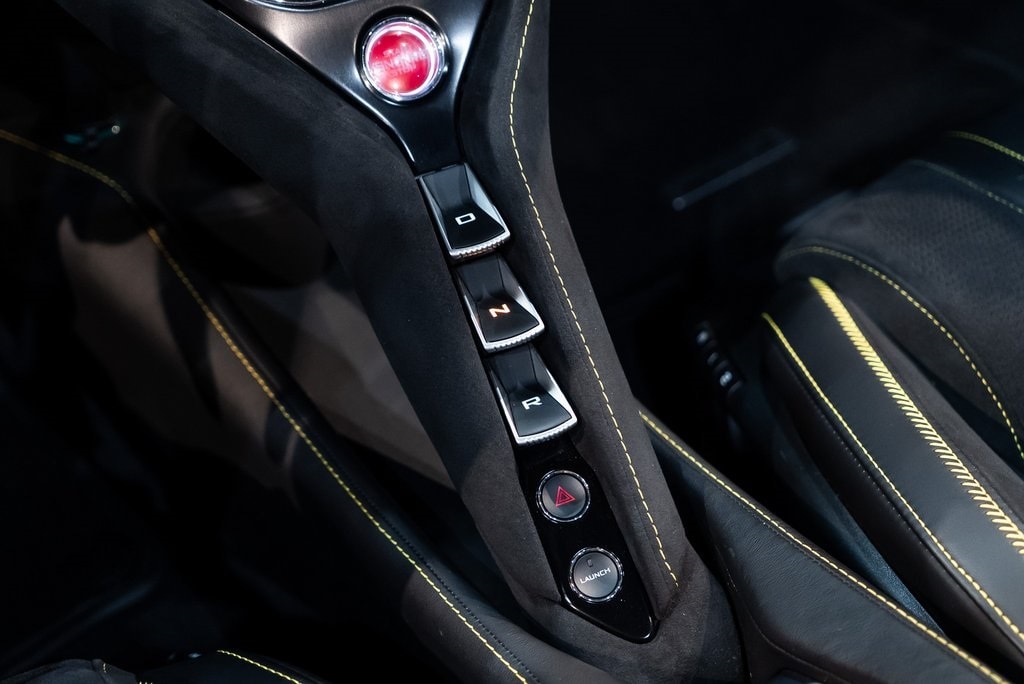 2022 MCLAREN 720S - Image 24