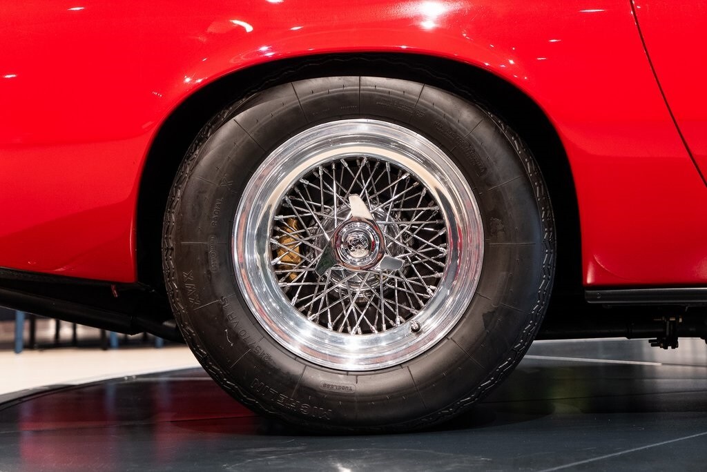 1972 FERRARI 365 GTC4 - Image 15