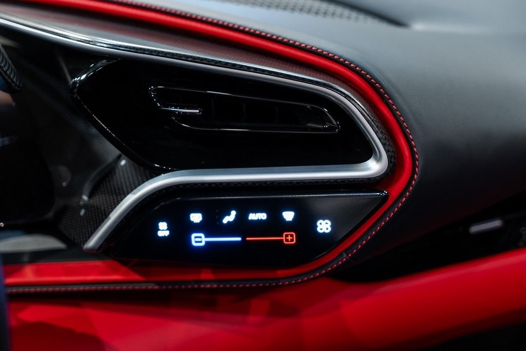 2023 FERRARI 296 - Image 31