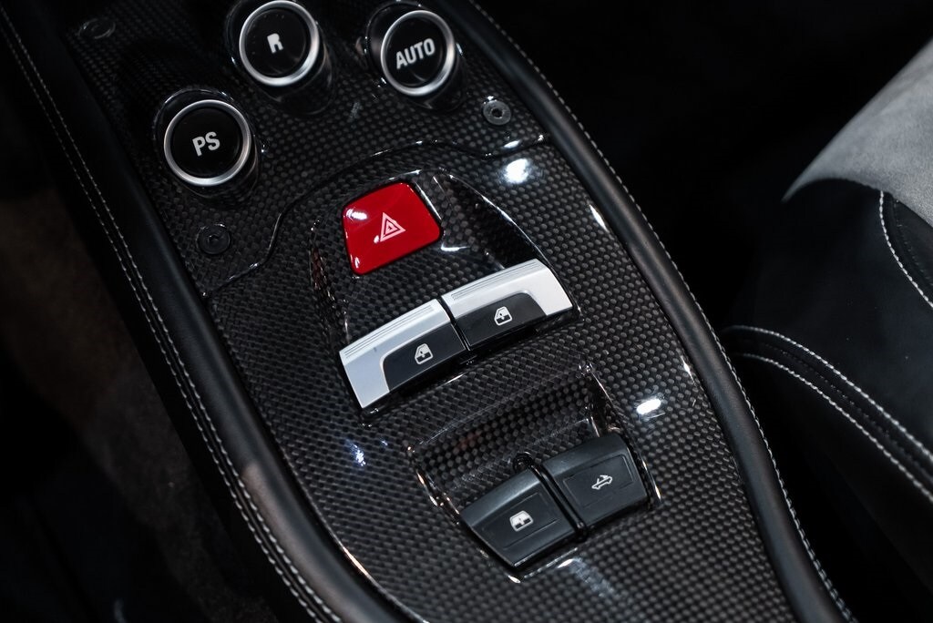 2014 FERRARI 458 - Image 35