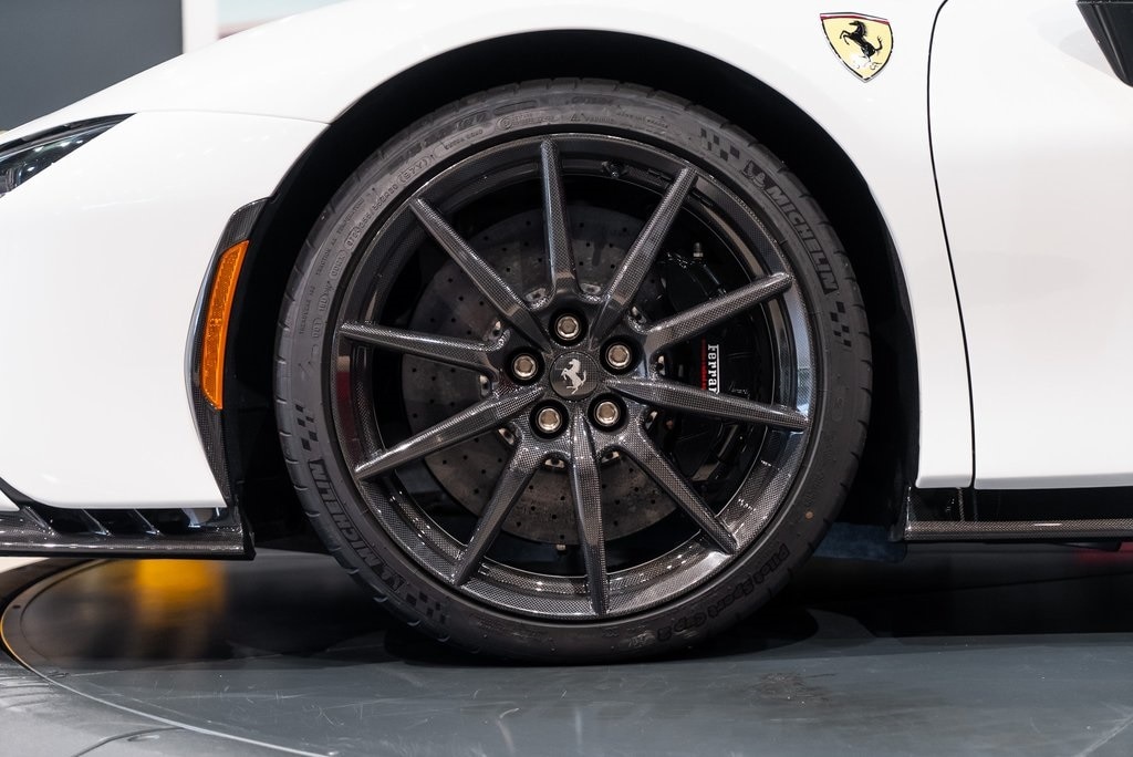 2025 FERRARI SF90 - Image 13