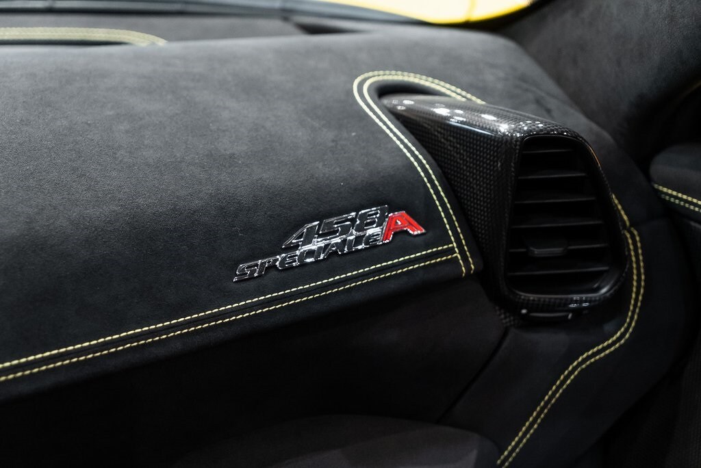 2015 FERRARI 458 - Image 41