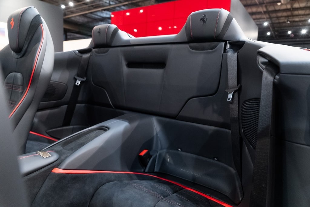2025 FERRARI ROMA - Image 33