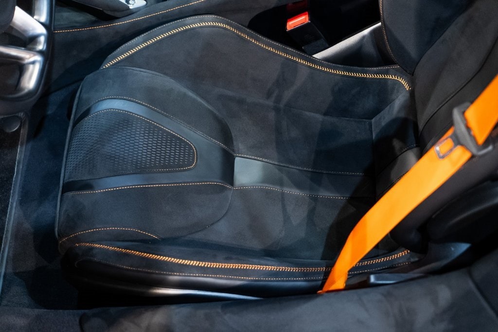 2026 MCLAREN 750S - Image 19