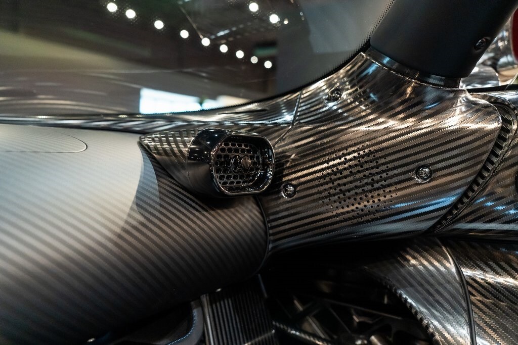 2021 KOENIGSEGG REGERA - Image 28