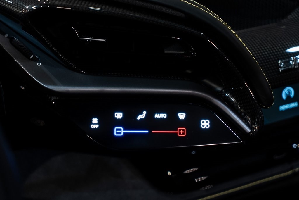 2024 FERRARI SF90 - Image 32