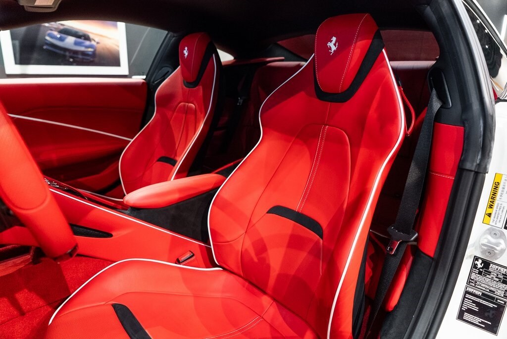 2022 Ferrari Roma Base photo 4