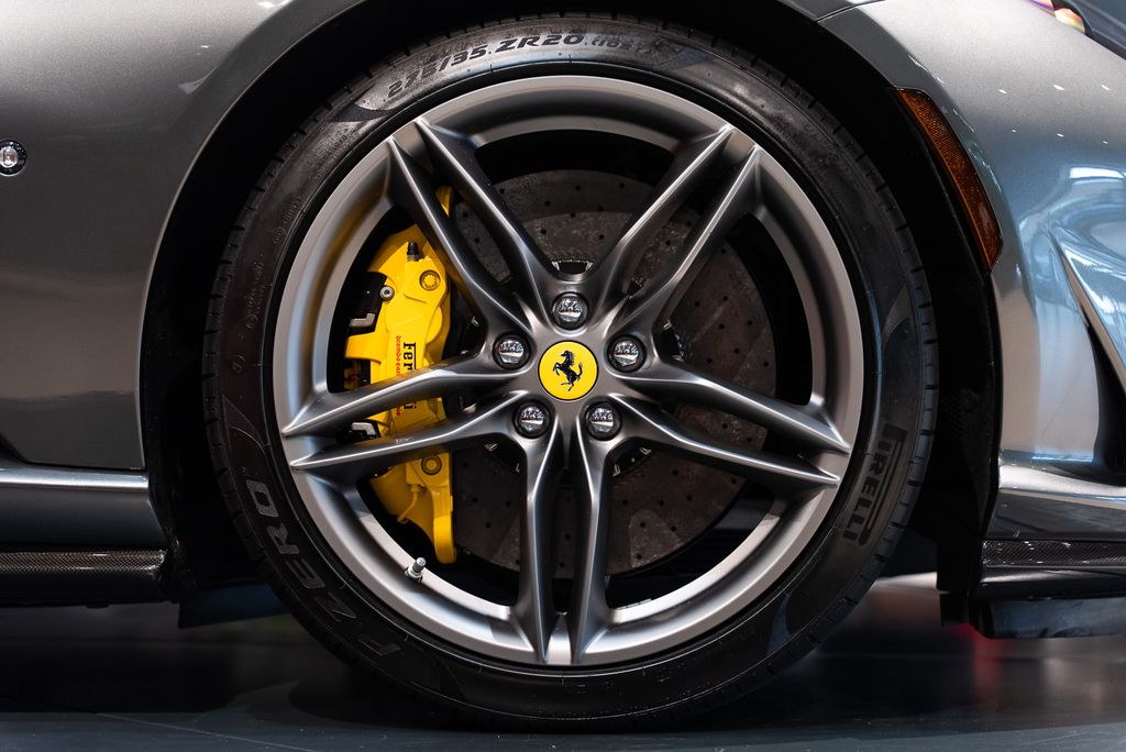 2023 Ferrari 812 GTS Base - Photo 16