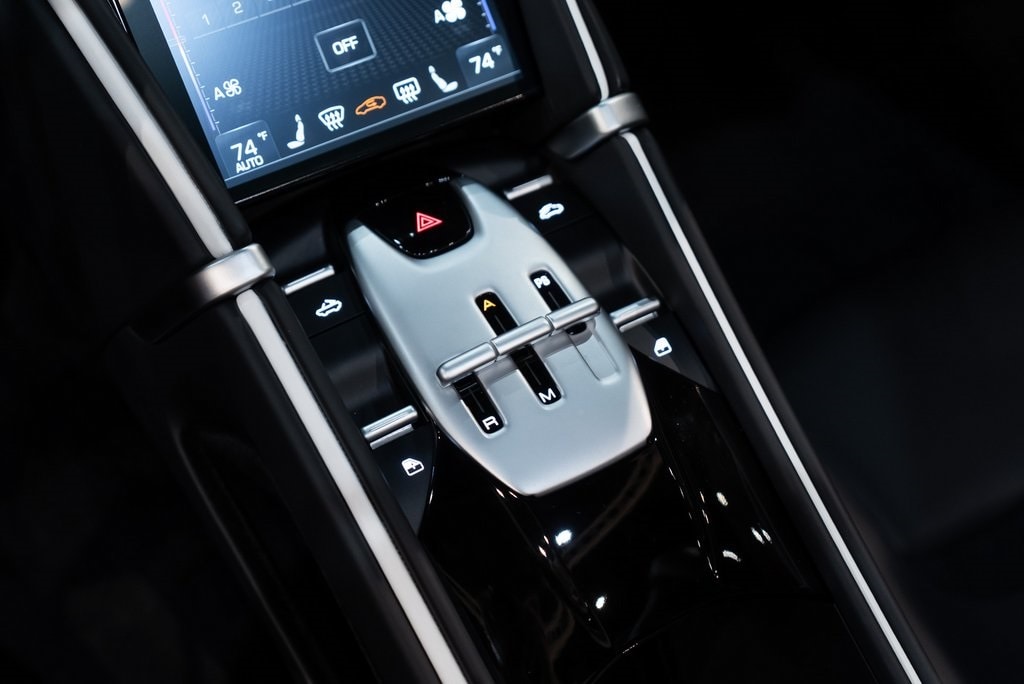 2025 FERRARI ROMA - Image 34