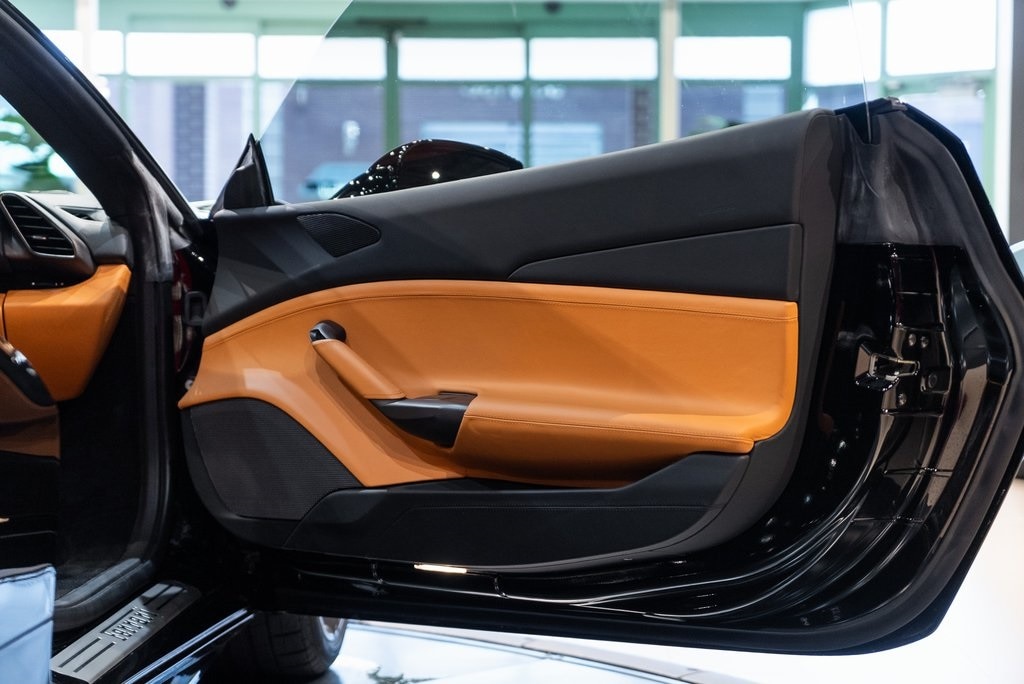 2018 FERRARI 488 - Image 42