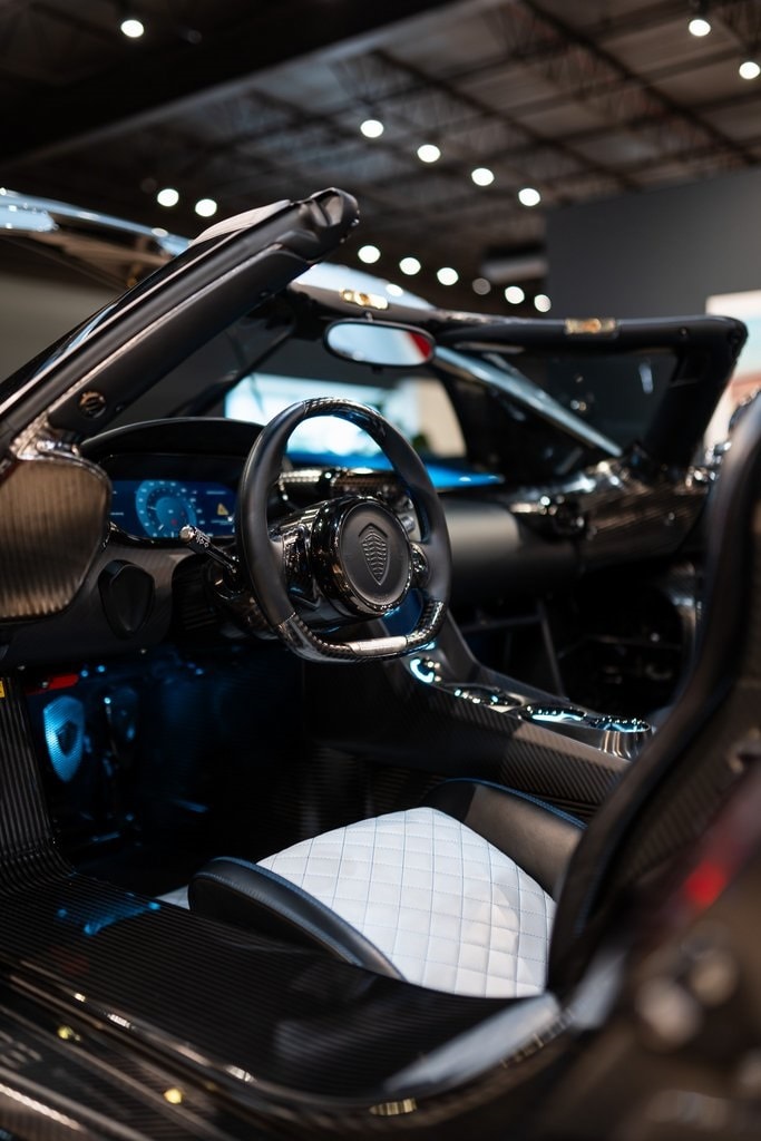2021 KOENIGSEGG REGERA - Image 46